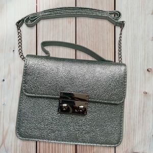 Shimmer Mint Bag by Capellj New York
